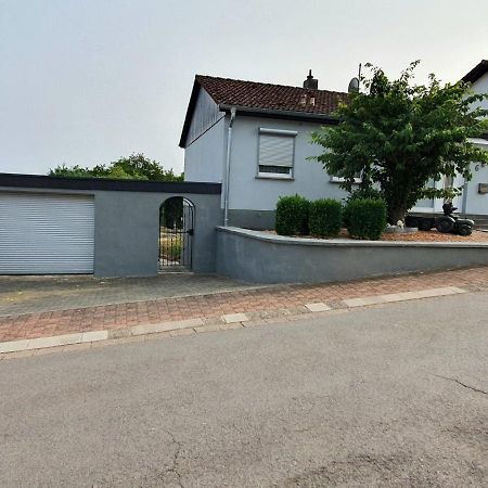 Ferienhaus Regina Im Bohnental Lebach Exterior foto