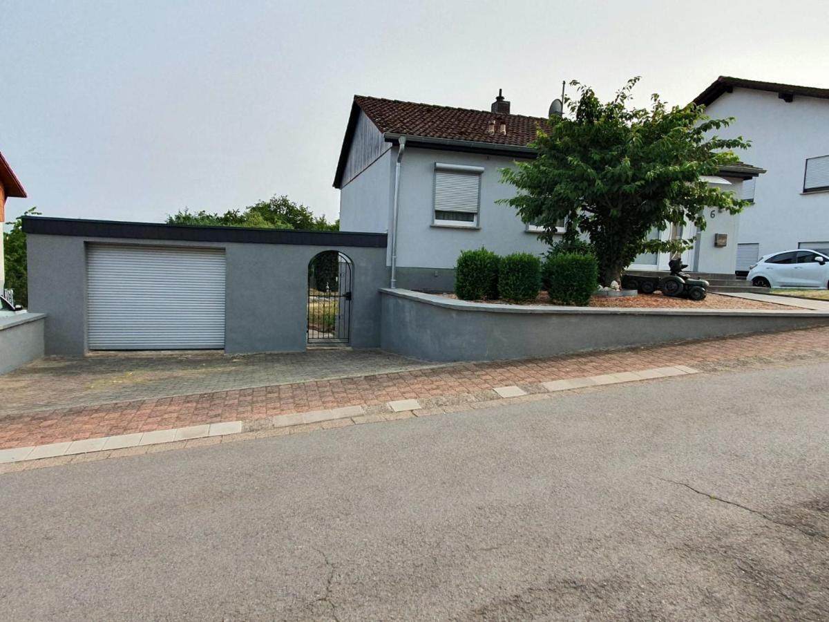 Ferienhaus Regina Im Bohnental Lebach Exterior foto